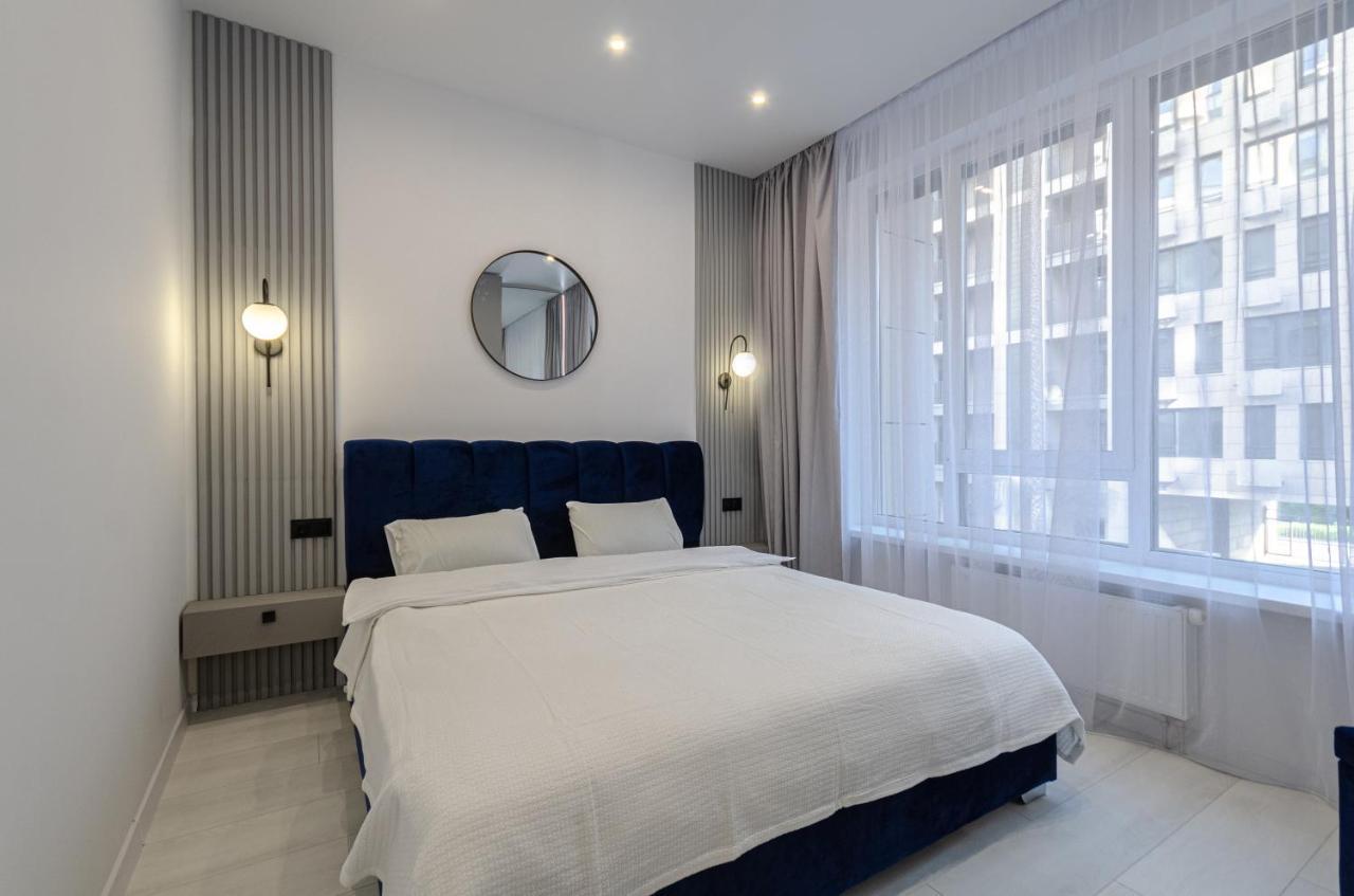 Petrovdom 166-3B In Beautiful Apartments In Rc "Yaroslaviv Grad" 키예프 외부 사진