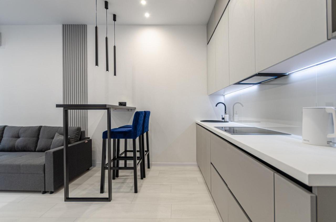 Petrovdom 166-3B In Beautiful Apartments In Rc "Yaroslaviv Grad" 키예프 외부 사진