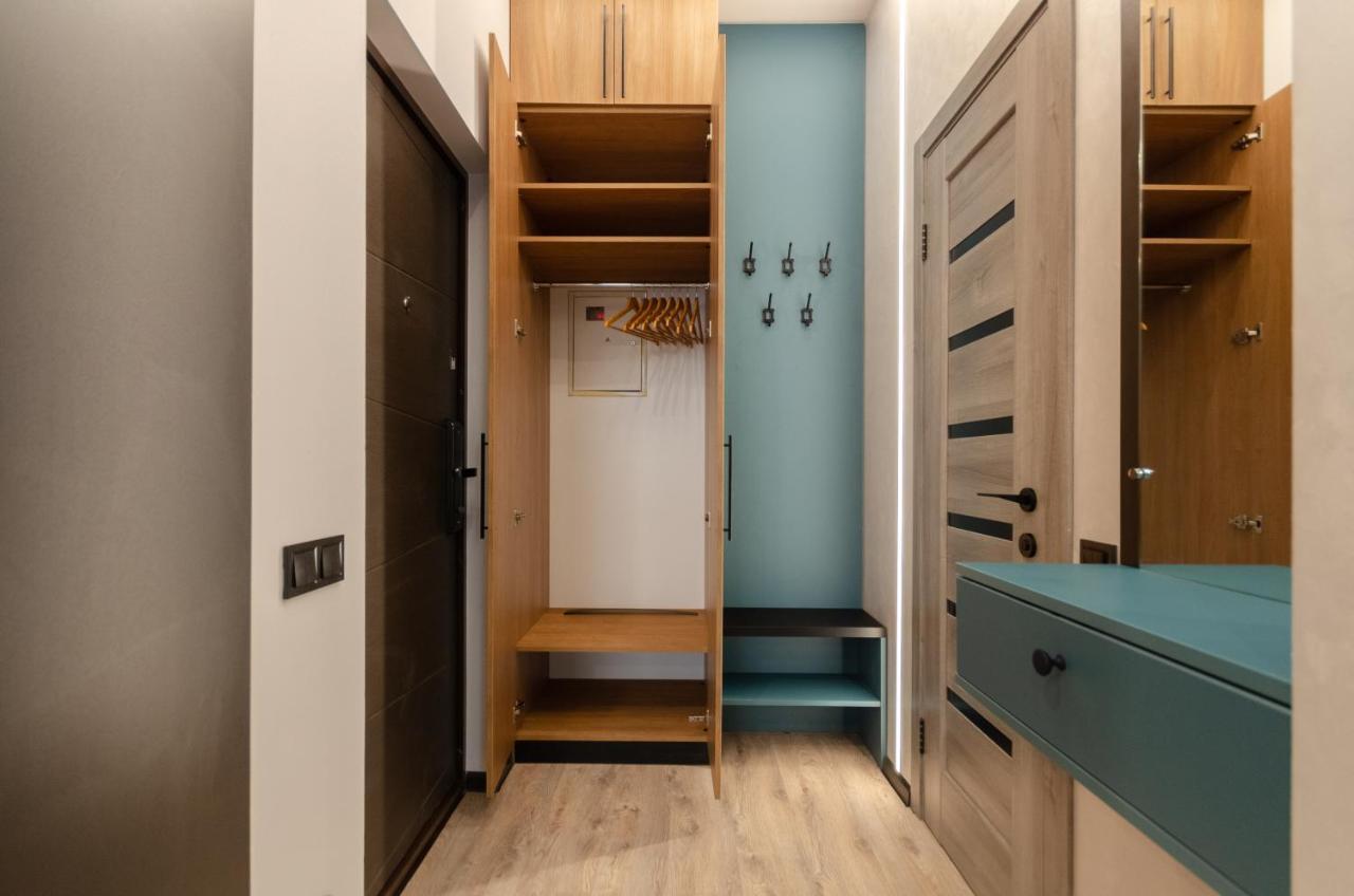 Petrovdom 166-3B In Beautiful Apartments In Rc "Yaroslaviv Grad" 키예프 외부 사진