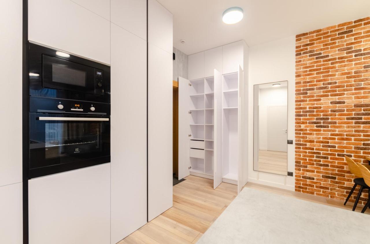 Petrovdom 166-3B In Beautiful Apartments In Rc "Yaroslaviv Grad" 키예프 외부 사진