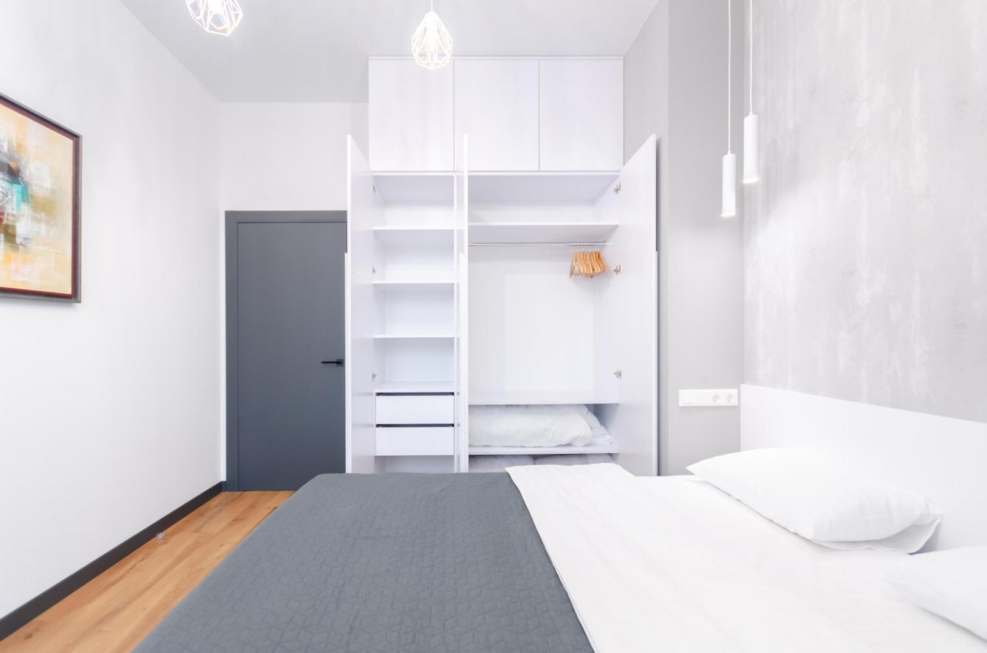Petrovdom 166-3B In Beautiful Apartments In Rc "Yaroslaviv Grad" 키예프 외부 사진