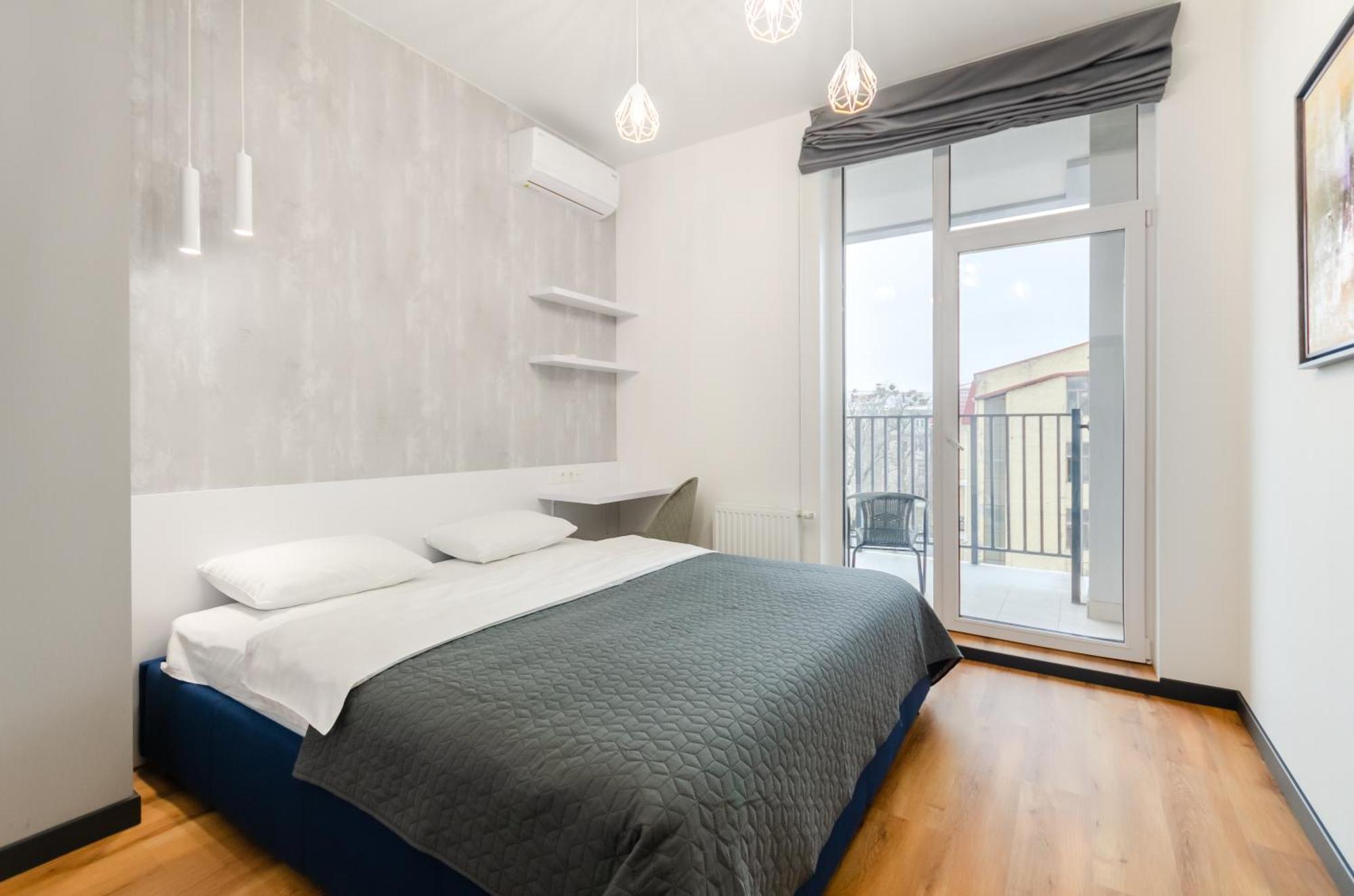 Petrovdom 166-3B In Beautiful Apartments In Rc "Yaroslaviv Grad" 키예프 외부 사진