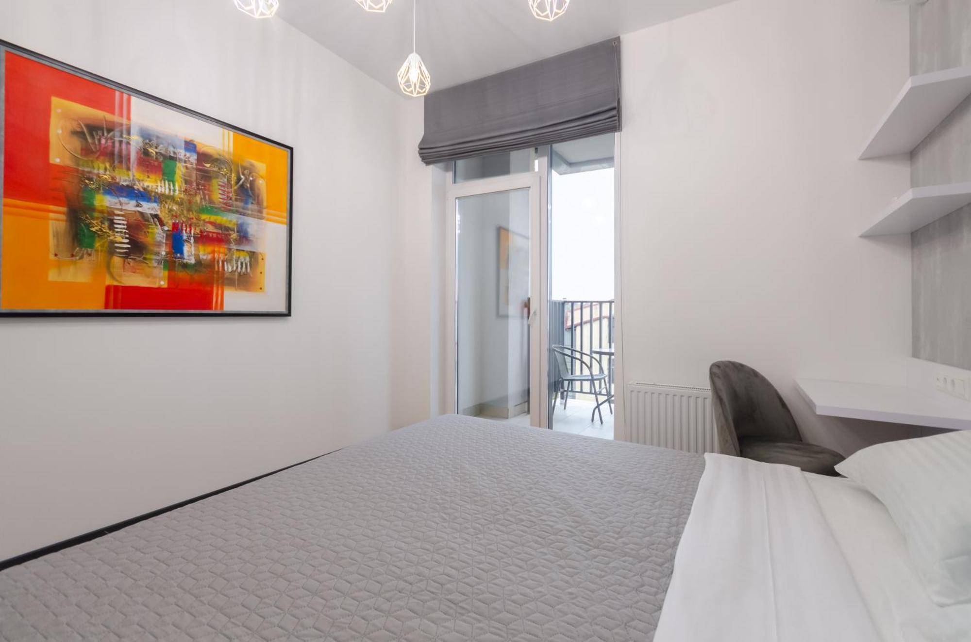 Petrovdom 166-3B In Beautiful Apartments In Rc "Yaroslaviv Grad" 키예프 외부 사진
