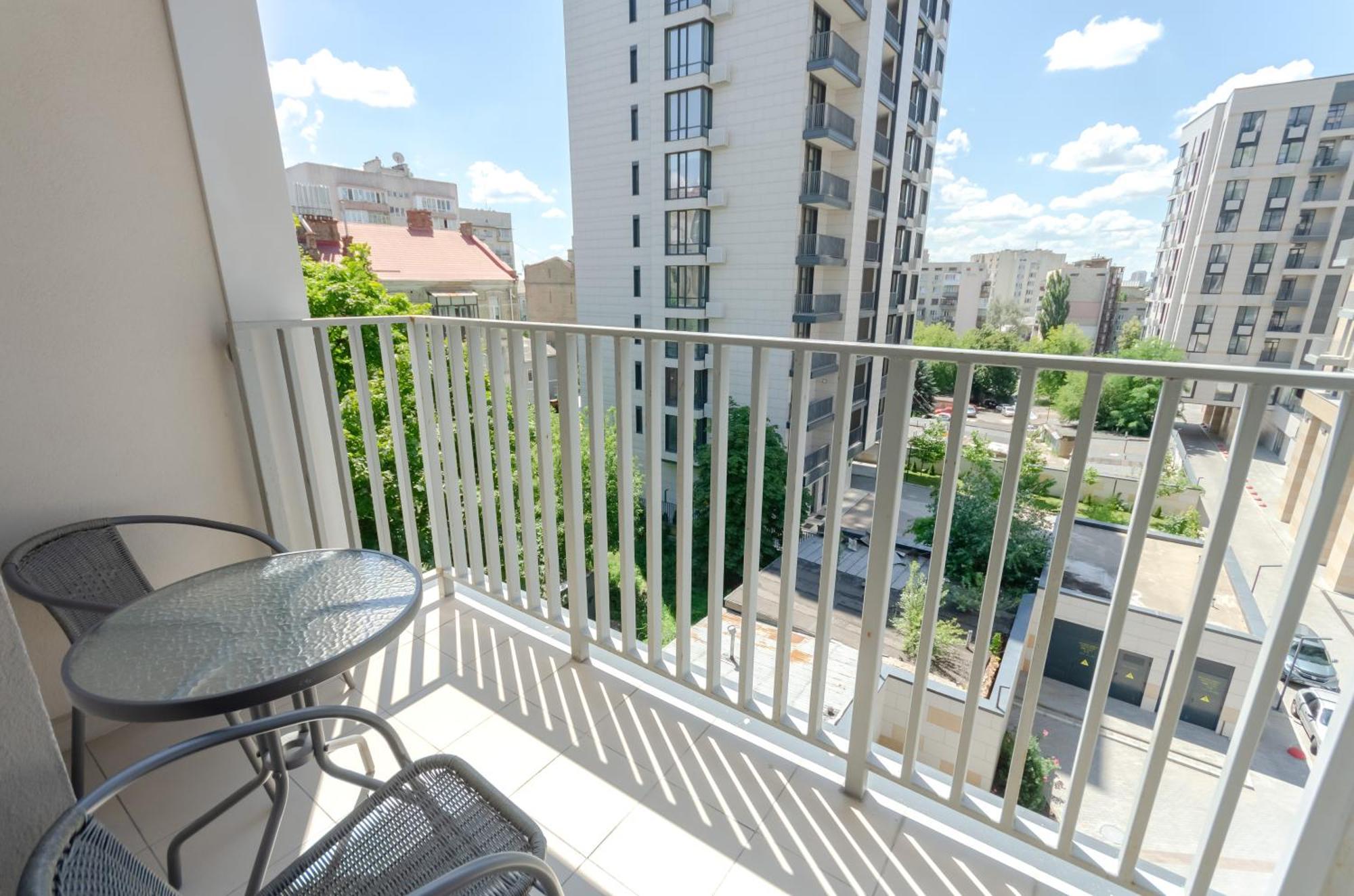 Petrovdom 166-3B In Beautiful Apartments In Rc "Yaroslaviv Grad" 키예프 외부 사진